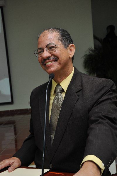 ?p=image&amp;src=%7B%22file%22%3A%22images%2Fprensa%2F263 Instituto Tecnol&oacute;gico de Santo Domingo - Rinden homenaje a trayectoria del narrador, ensayista y cr&iacute;tico literario Jos&eacute; Alc&aacute;ntara Alm&aacute;nzar