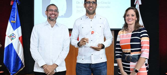 ?p=image&amp;src=%7B%22file%22%3A%22images%2Fnews%2FMiguelAybarReconocido Instituto Tecnol&oacute;gico de Santo Domingo - Notas de prensa