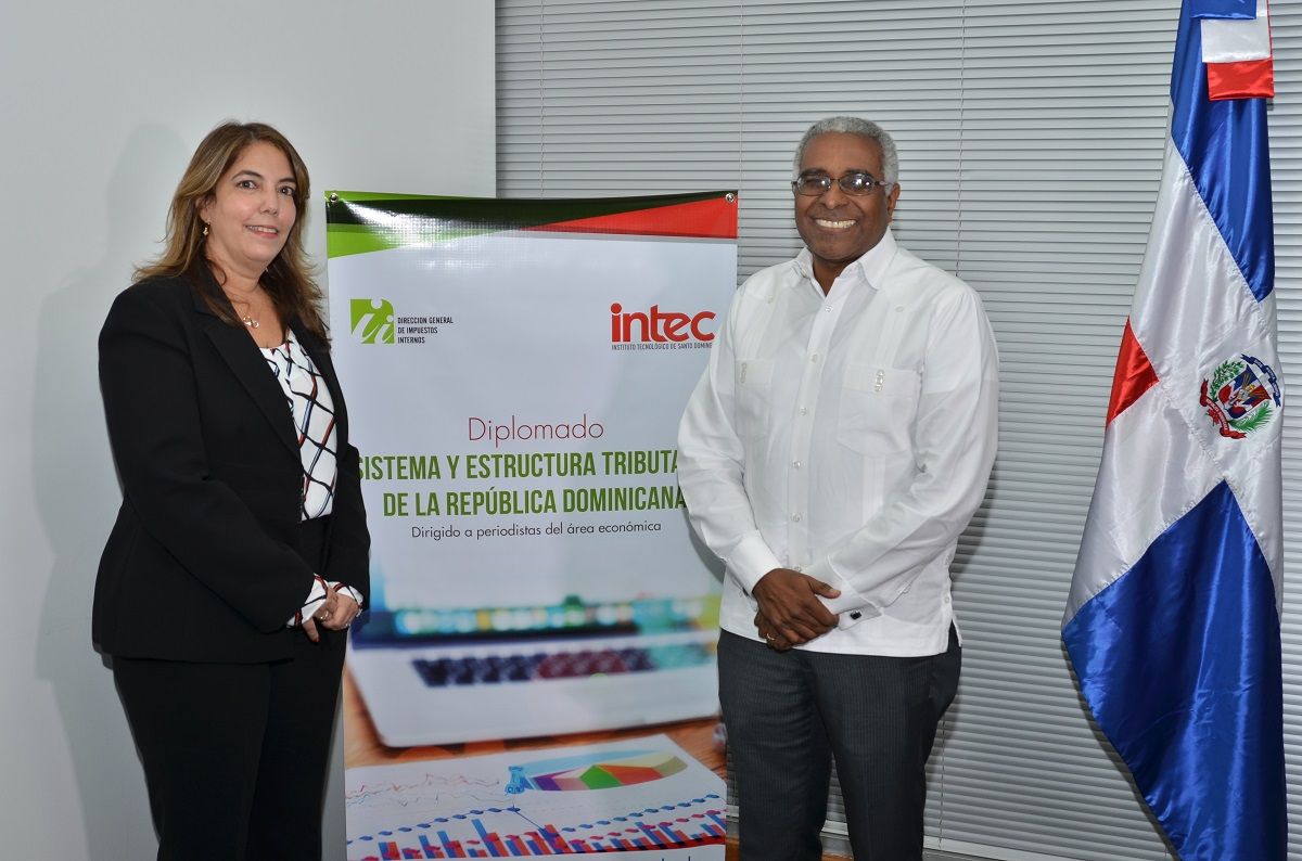 ?p=image&amp;src=%7B%22file%22%3A%22images%2Fnews%2FRita+Mena+y+Rolando+Guzmn Instituto Tecnol&oacute;gico de Santo Domingo - DGII diplomado para periodistas del &aacute;rea econ&oacute;mica