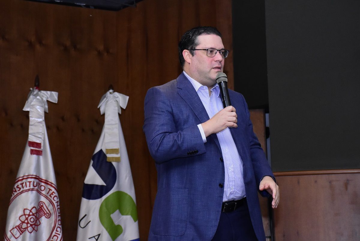 ?p=image&amp;src=%7B%22file%22%3A%22images%2Fzoo%2Fuploads%2FEduardoSanzLovaton Instituto Tecnol&oacute;gico de Santo Domingo - Director de Adunas asegura Hub Log&iacute;stico es una realidad en Rep&uacute;blica Dominicana