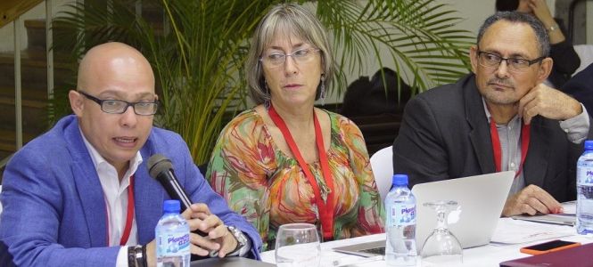 ?p=image&amp;src=%7B%22file%22%3A%22images%2Fnews%2FForoLalics-1 Instituto Tecnol&oacute;gico de Santo Domingo - Notas de prensa