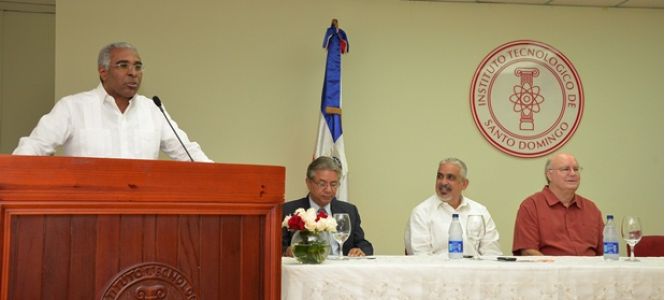 ?p=image&amp;src=%7B%22file%22%3A%22images%2Fprensa%2FRolando+Guzman+Odalis+Perez Instituto Tecnol&oacute;gico de Santo Domingo - Notas de prensa