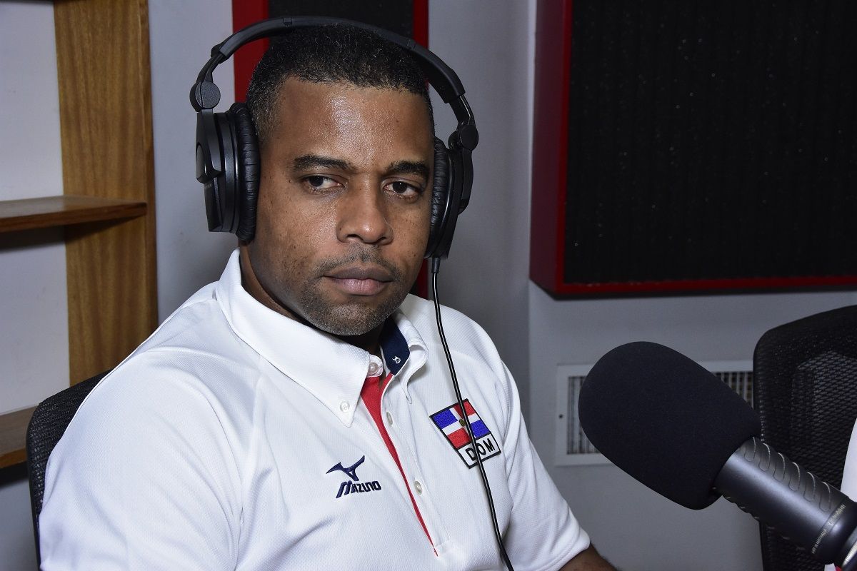 ?p=image&amp;src=%7B%22file%22%3A%22images%2Fnews%2FJovanny+Montero Instituto Tecnol&oacute;gico de Santo Domingo - Comentarios de fan&aacute;ticos en las redes sociales pudiera afectar rendimiento de atletas 