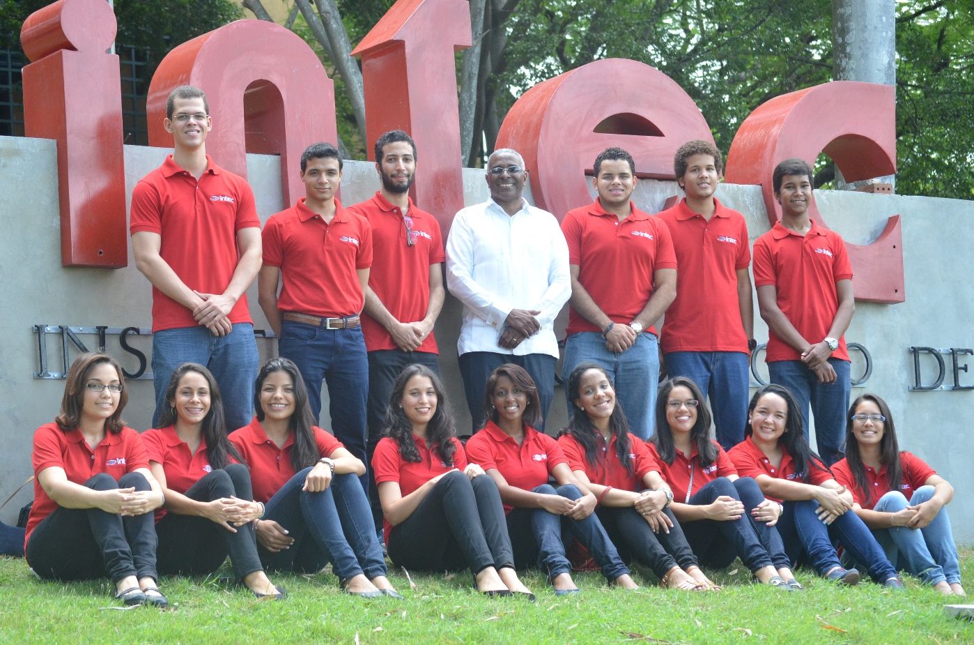?p=image&amp;src=%7B%22file%22%3A%22images%2Fprensa%2FEstudiantes+becados+a+Canada+2013+ELAP+-+WEB Instituto Tecnol&oacute;gico de Santo Domingo - Unos 16 intecianos hacen movilidad becados por Canad&aacute;