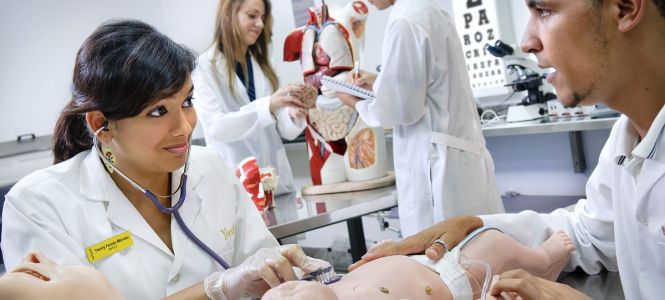 ?p=image&amp;src=%7B%22file%22%3A%22images%2Fnews%2FEstudiantes+de+Medicina Instituto Tecnol&oacute;gico de Santo Domingo - Notas de prensa