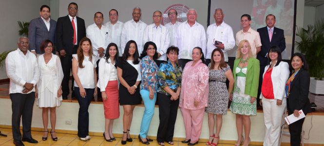 ?p=image&amp;src=%7B%22file%22%3A%22images%2Fprensa%2Fgrupo-1 Instituto Tecnol&oacute;gico de Santo Domingo - Notas de prensa