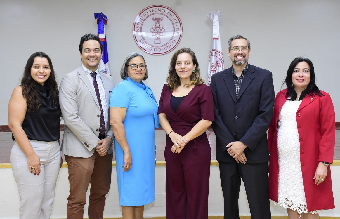 ?p=image&amp;src=%7B%22file%22%3A%22images%2Fzoo%2Fuploads%2FMiradas+desencadenantes Instituto Tecnol&oacute;gico de Santo Domingo -  CEG INTEC presenta libro &ldquo;Miradas Desencadenantes&rdquo;, sobre desaf&iacute;os de la movilidad humana con perspectiva de g&eacute;nero