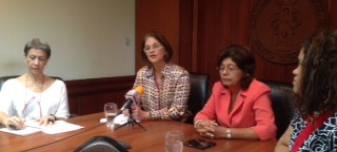 ?p=image&amp;src=%7B%22file%22%3A%22images%2Fprensa%2Fla+foto+4 Instituto Tecnol&oacute;gico de Santo Domingo - Notas de prensa