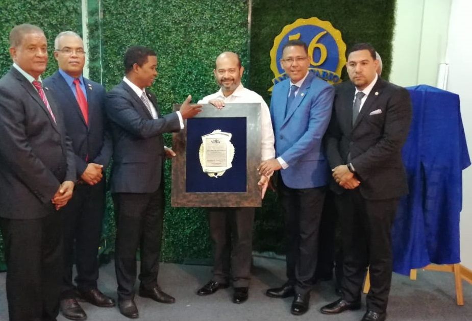 ?p=image&amp;src=%7B%22file%22%3A%22images%2Fnews%2FMartinAbbott Instituto Tecnol&oacute;gico de Santo Domingo - Ingeniero Mart&iacute;n Abbott galardonado como Codiano del a&ntilde;o