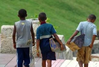?p=image&amp;src=%7B%22file%22%3A%22images%2Fprensa%2Flimpiabotas Instituto Tecnol&oacute;gico de Santo Domingo - Estudiantes de psicolog&iacute;a trabajar&aacute;n con ni&ntilde;os que deambulan en la Zona Colonial