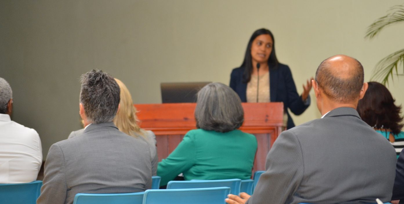 ?p=image&amp;src=%7B%22file%22%3A%22images%2Fprensa%2FDSC_3883 Instituto Tecnol&oacute;gico de Santo Domingo - Tecnolog&iacute;a digital: &iquest;oportunidad o amenaza para el trabajo?