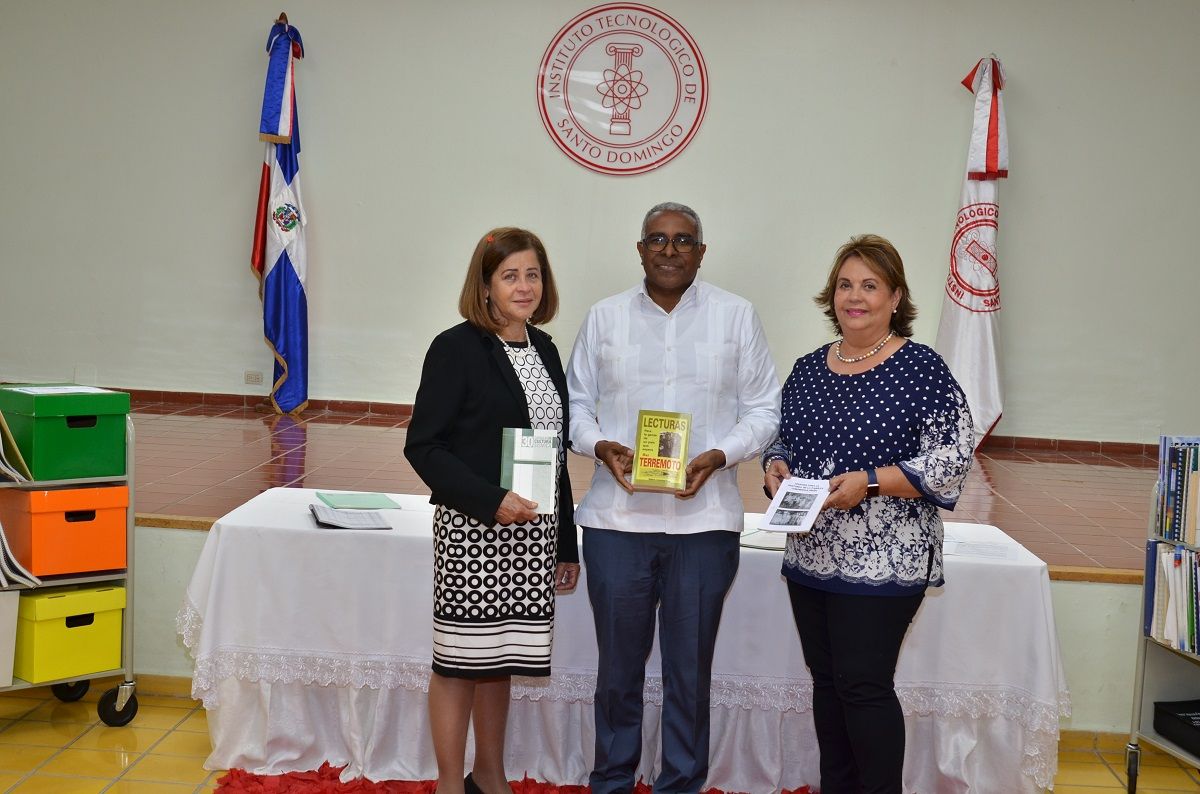 ?p=image&amp;src=%7B%22file%22%3A%22images%2Fnews%2FYolandaLopez-RolandoGuzman-MayraCorominas Instituto Tecnol&oacute;gico de Santo Domingo - Familia Rafael Corominas Pep&iacute;n dona su biblioteca al INTEC