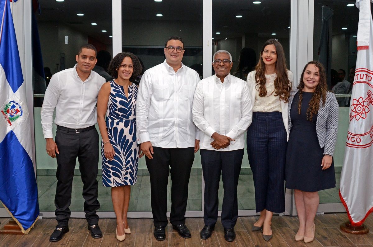 ?p=image&amp;src=%7B%22file%22%3A%22images%2Fnews%2FFOTO-ADE Instituto Tecnol&oacute;gico de Santo Domingo - Asociaci&oacute;n de Egresados del INTEC tiene nueva directiva