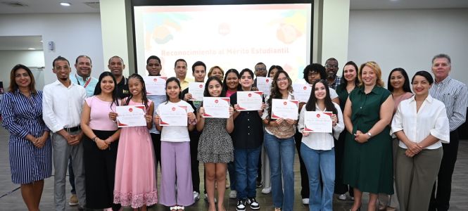 ?p=image&amp;src=%7B%22file%22%3A%22images%2Fnews%2FReconocimiento+al+merito+estudiantil+2025 Instituto Tecnol&oacute;gico de Santo Domingo - Notas de prensa