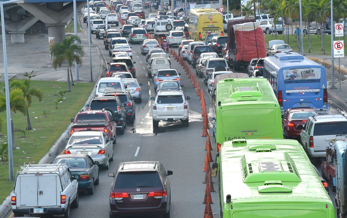 ?p=image&amp;src=%7B%22file%22%3A%22images%2Fnews%2Ftransportepublico Instituto Tecnol&oacute;gico de Santo Domingo - INTEC crea aplicaci&oacute;n de soporte vial para usuarios