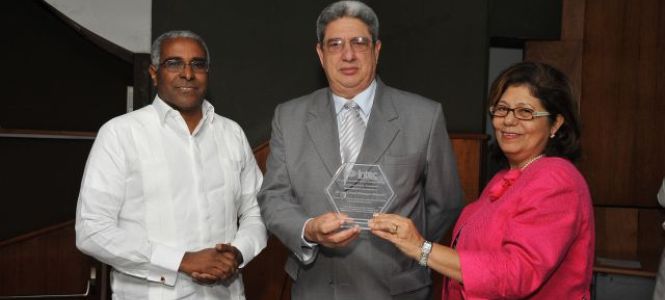 ?p=image&amp;src=%7B%22file%22%3A%22images%2Fprensa%2F427 Instituto Tecnol&oacute;gico de Santo Domingo - Notas de prensa