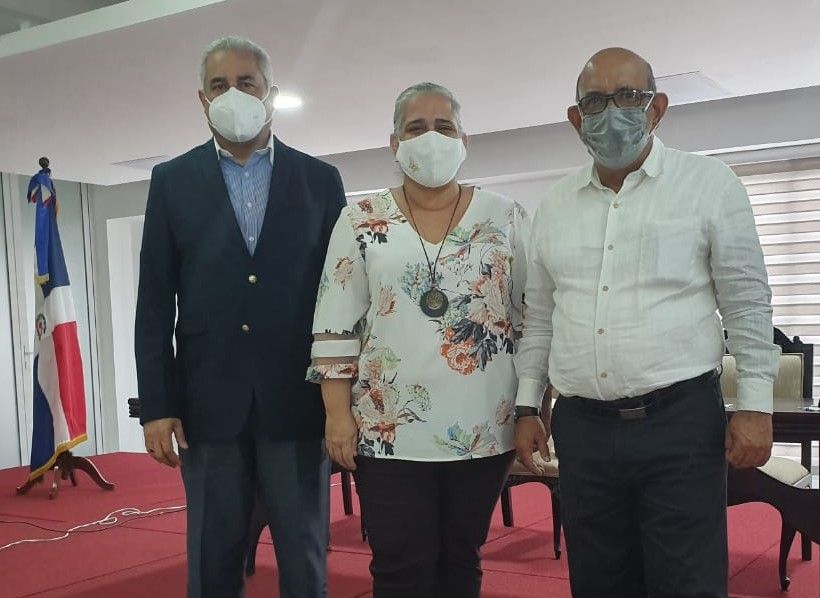 ?p=image&amp;src=%7B%22file%22%3A%22images%2Fnews%2FTaller+Santiago+proyecto+Adaptacin+CC+Observatorio Instituto Tecnol&oacute;gico de Santo Domingo - Publican en l&iacute;nea informaci&oacute;n clim&aacute;tica gratuita y actualizada sobre Rep&uacute;blica Dominicana