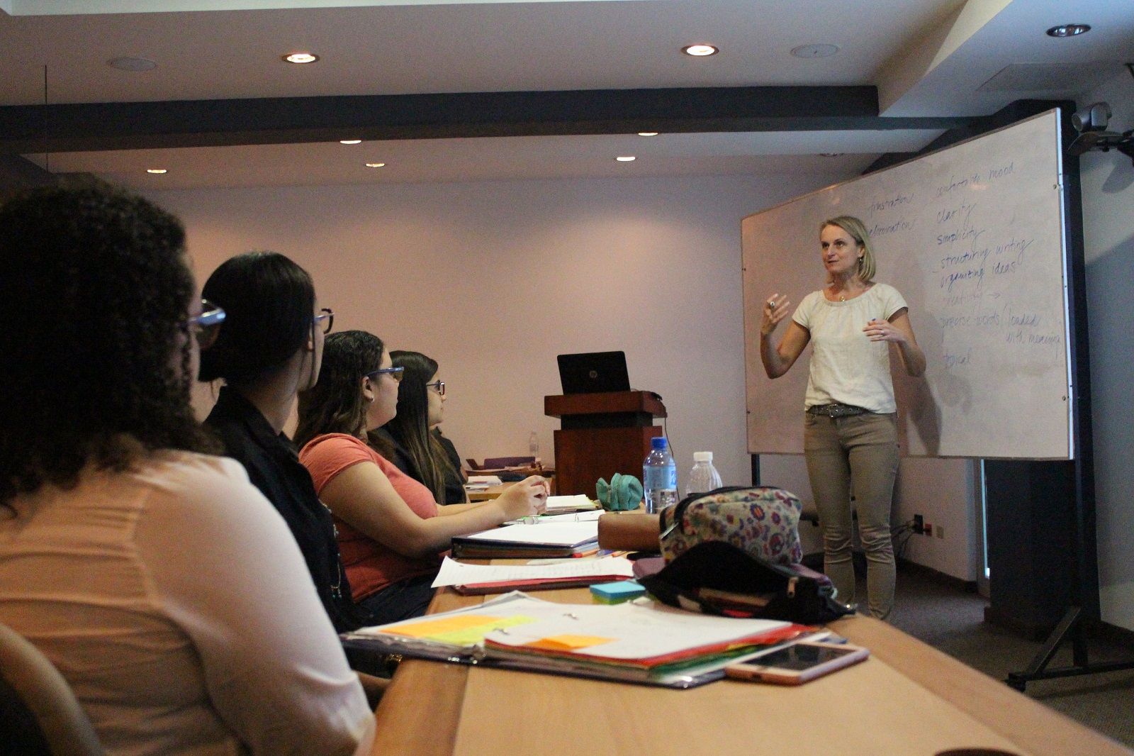 ?p=image&amp;src=%7B%22file%22%3A%22images%2Fnews%2FAlena Instituto Tecnol&oacute;gico de Santo Domingo - Intercambio en familia