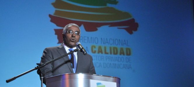 ?p=image&amp;src=%7B%22file%22%3A%22images%2Fprensa%2FDSC_3609 Instituto Tecnol&oacute;gico de Santo Domingo - Notas de prensa