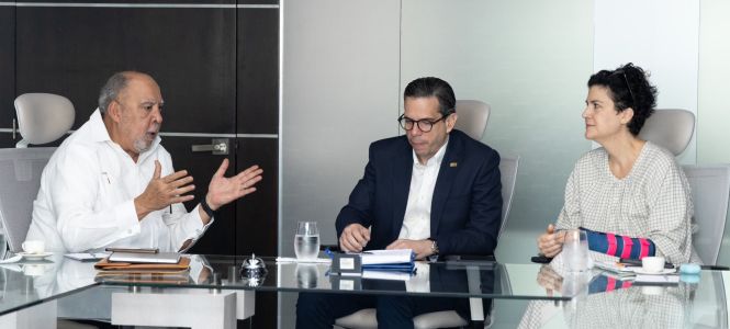 ?p=image&amp;src=%7B%22file%22%3A%22images%2Fzoo%2Fuploads%2FReunion+rector+CONEP Instituto Tecnol&oacute;gico de Santo Domingo - Notas de prensa