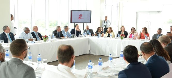 ?p=image&amp;src=%7B%22file%22%3A%22images%2Fnews%2FConversatorio+El+futuro+de+la+energa+renovable Instituto Tecnol&oacute;gico de Santo Domingo - CEGES