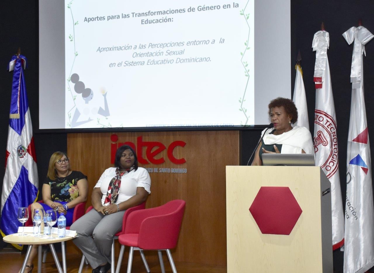 ?p=image&amp;src=%7B%22file%22%3A%22images%2Fnews%2FAnani+Toribio-+Novelyn+Batista+y+Ana+Mendez-1 Instituto Tecnol&oacute;gico de Santo Domingo - Especialistas llaman a formar personal de orientaci&oacute;n para reducir la violencia escolar