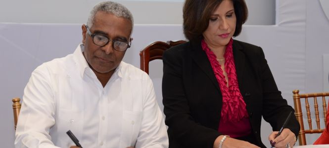 ?p=image&amp;src=%7B%22file%22%3A%22images%2Fnews%2FVicepresidencia-INTEC Instituto Tecnol&oacute;gico de Santo Domingo - Notas de prensa