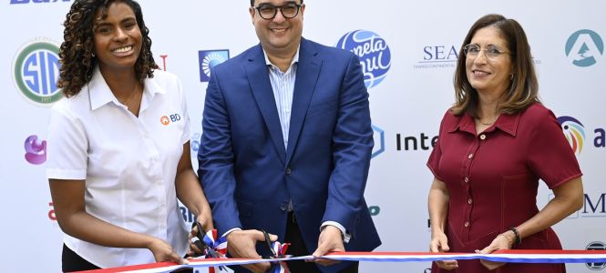 ?p=image&src=%7B%22file%22%3A%22images%2Fnews%2FFeriadeTalentos2025 Instituto Tecnológico de Santo Domingo - Graduates