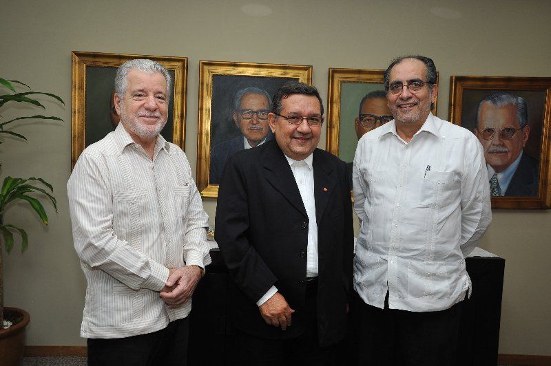 ?p=image&amp;src=%7B%22file%22%3A%22images%2Fprensa%2F272 Instituto Tecnol&oacute;gico de Santo Domingo - La Fundaci&oacute;n Brugal apuesta por la formaci&oacute;n integral de los maestros