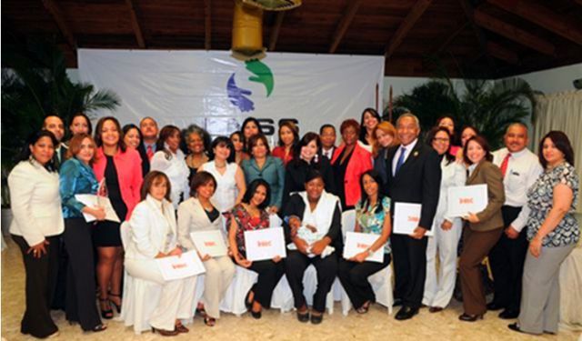 ?p=image&amp;src=%7B%22file%22%3A%22images%2Fprensa%2F423 Instituto Tecnol&oacute;gico de Santo Domingo - Universidades entregan certificados de Diplomado en Seguridad Social 