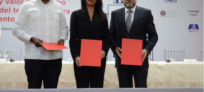 ?p=image&amp;src=%7B%22file%22%3A%22images%2Fnews%2Fmovilidadsegura Instituto Tecnol&oacute;gico de Santo Domingo - Notas de prensa