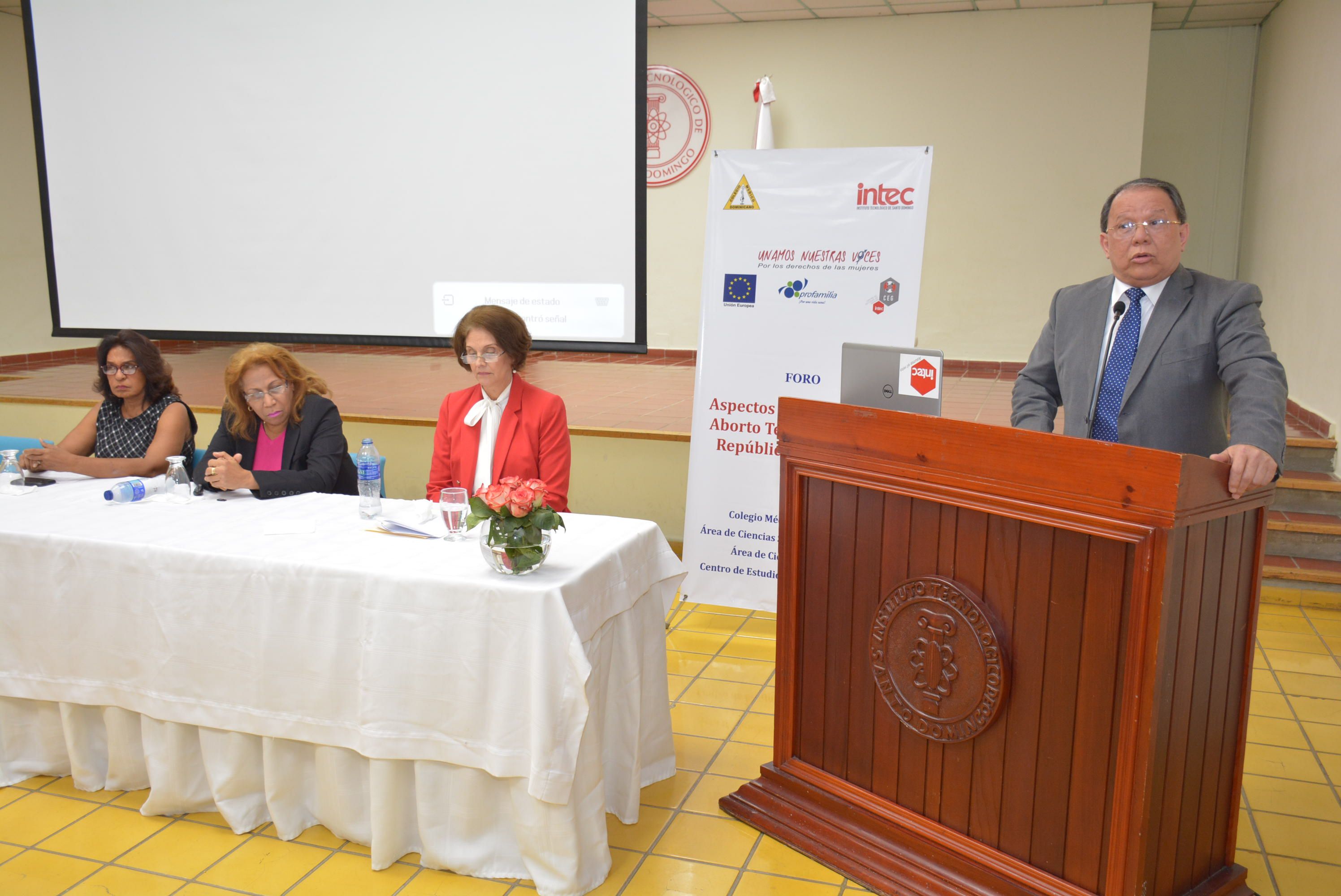 ?p=image&amp;src=%7B%22file%22%3A%22images%2Fprensa%2FPedro+Sing+presidente+del+CMD+1 Instituto Tecnol&oacute;gico de Santo Domingo - Analizan aspectos normativos del aborto terap&eacute;utico