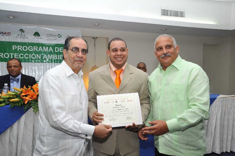 ?p=image&amp;src=%7B%22file%22%3A%22images%2Fprensa%2F270 Instituto Tecnol&oacute;gico de Santo Domingo - Programa de Protecci&oacute;n Ambiental y Ministerio Ambiente graduaron 134 participantes en diplomados