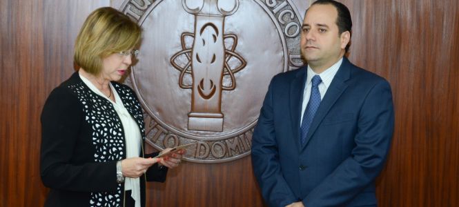 ?p=image&amp;src=%7B%22file%22%3A%22images%2Fnews%2FEl+ingeniero+Ricardo+Prez Instituto Tecnol&oacute;gico de Santo Domingo - Notas de prensa