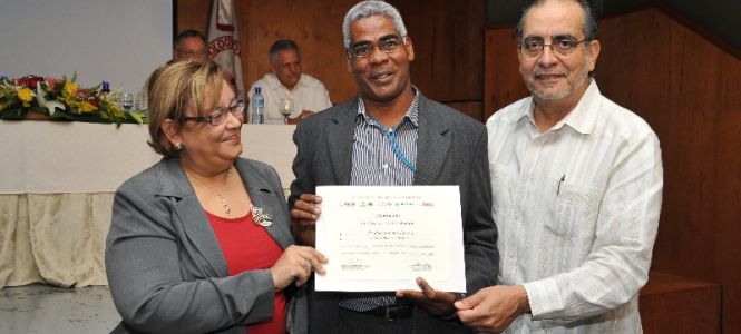 ?p=image&amp;src=%7B%22file%22%3A%22images%2Fprensa%2F291 Instituto Tecnol&oacute;gico de Santo Domingo - Notas de prensa