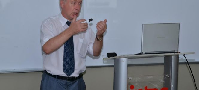 ?p=image&amp;src=%7B%22file%22%3A%22images%2Fnews%2Fcomo-inventar-20161104 Instituto Tecnol&oacute;gico de Santo Domingo - Notas de prensa