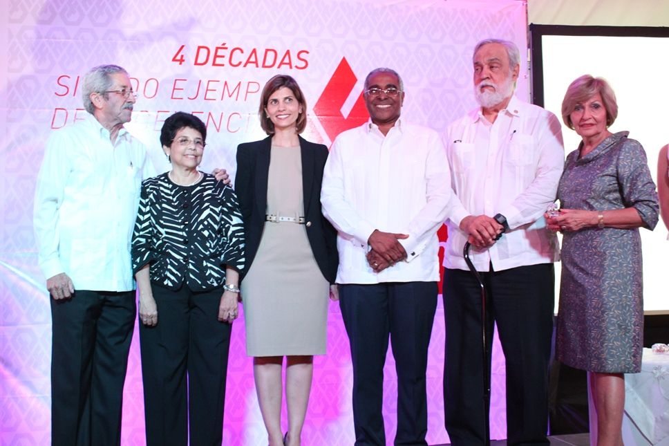 ?p=image&amp;src=%7B%22file%22%3A%22images%2Fprensa%2Fcorte-1 Instituto Tecnol&oacute;gico de Santo Domingo - INTEC celebra los 40 a&ntilde;os de su fundaci&oacute;n