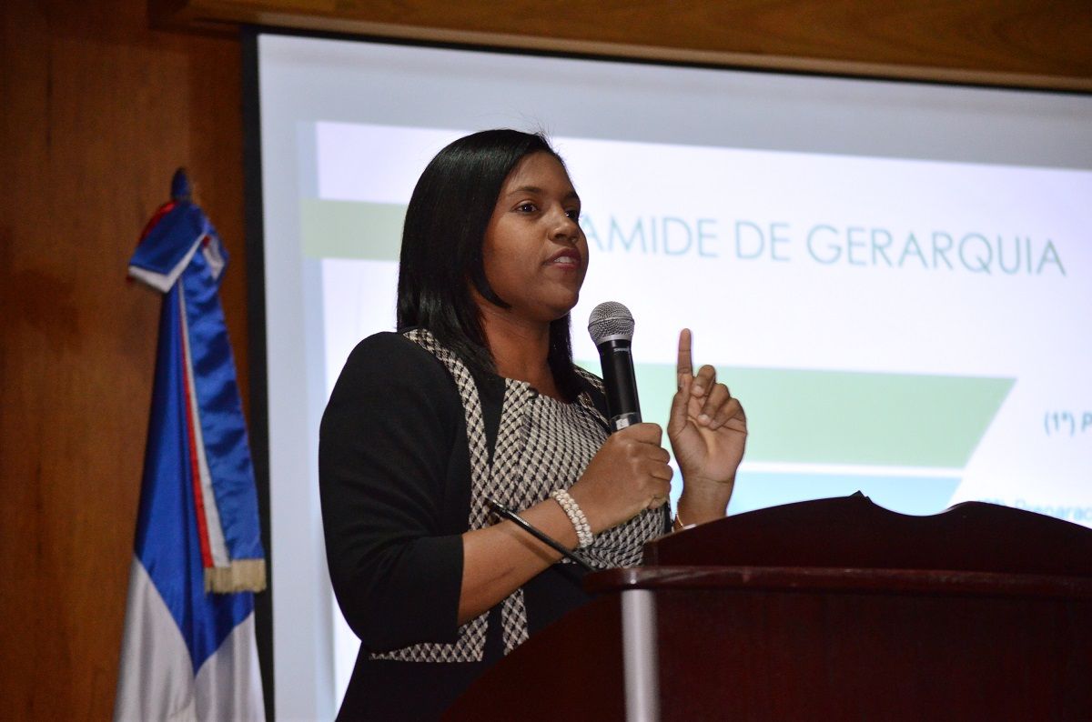 ?p=image&amp;src=%7B%22file%22%3A%22images%2Fnews%2FMarielyPonciano Instituto Tecnol&oacute;gico de Santo Domingo - Experta del INTEC exhorta aprobaci&oacute;n de Ley Sobre Manejo de Residuos S&oacute;lidos 