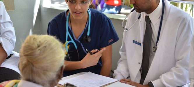 ?p=image&amp;src=%7B%22file%22%3A%22images%2Fnews%2FIntec-Yale Instituto Tecnol&oacute;gico de Santo Domingo - Notas de prensa