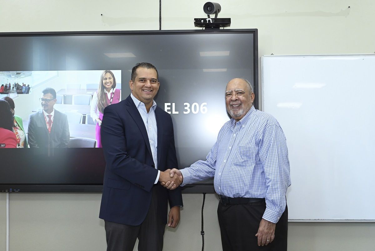 ?p=image&amp;src=%7B%22file%22%3A%22images%2Fnews%2FRicoh Instituto Tecnol&oacute;gico de Santo Domingo -  INTEC y RICOH Dominicana inauguran primeras aulas Digitales Inmersivas del pa&iacute;s