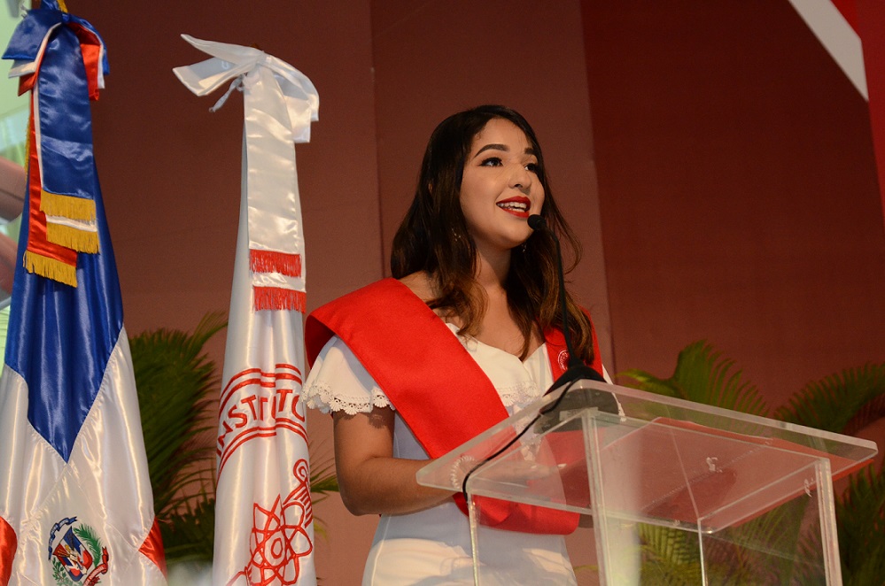 Aleidy_Rosario_Cruz_discurso_a_nombre_de_los_graduandos Instituto Tecnológico de Santo Domingo - INTEC gradúa primeros licenciados en Biotecnología en República Dominicana