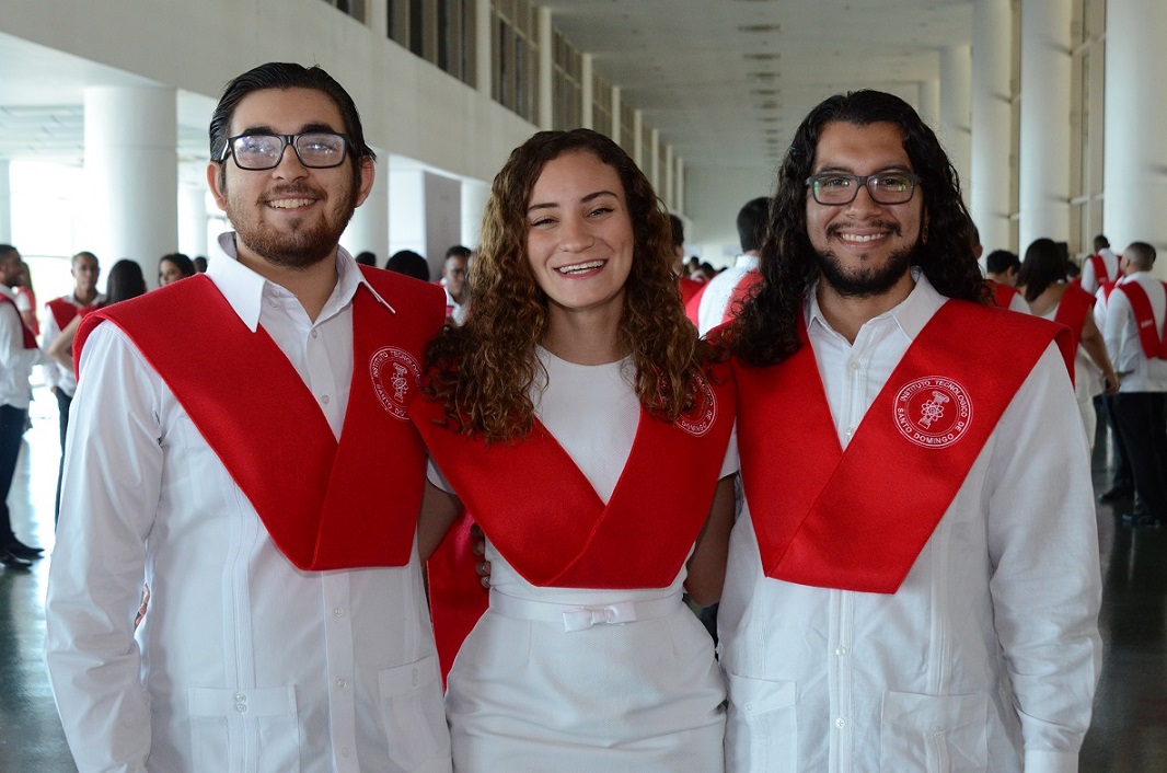 First_graduates_in_Biotechnology%C3%ADa_of_Rep%C3%BAblica_Dominicana Instituto Tecnológico de Santo Domingo - INTEC graduates first graduates in Biotechnology in the Dominican Republic