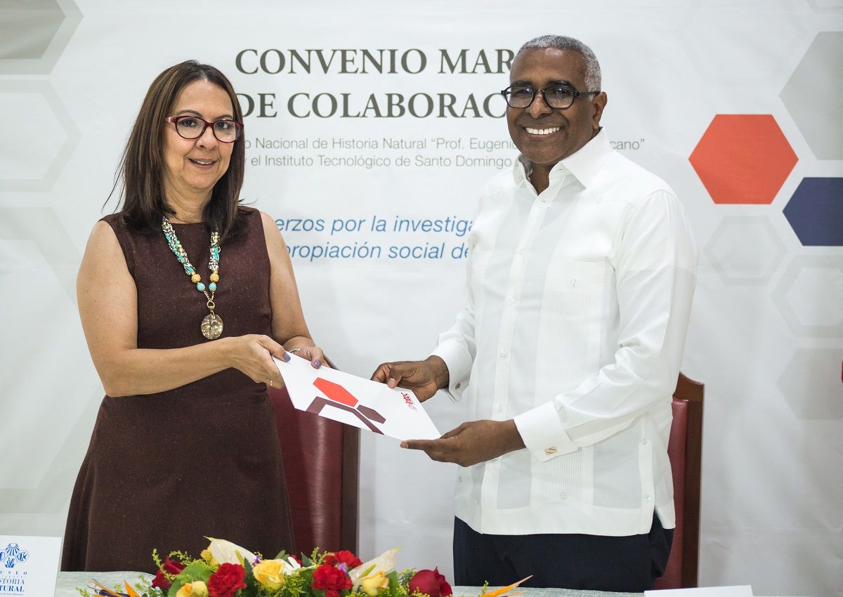 Celeste%20Mir%20y%20Rolando%20Guzmn-01b5687f image Celeste%20Mir%20y%20Rolando%20Guzmn-01b5687f Instituto Tecnológico de Santo Domingo - INTEC y Museo Nacional de Historia Natural trabajarán unidos para mejorar la crisis medioambiental