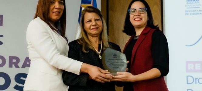 Berenice%20Pacheco-Salazar1-02a8c4d7 Instituto Tecnol&oacute;gico de Santo Domingo - Notas de prensa egresados