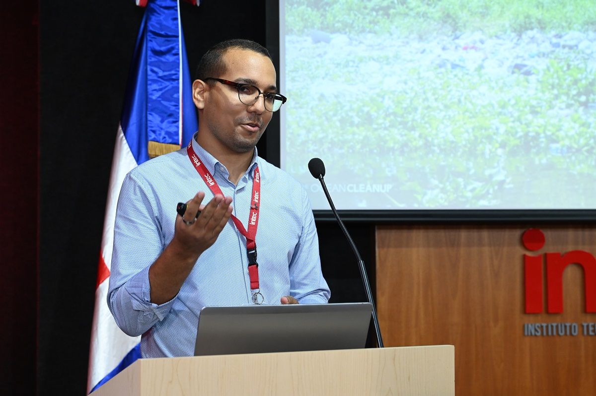 Rafael%20Garcia%20investigador%20quien%20cursa%20el%20doctorando%20en%20Ciencias%20Ambientales%20de%20INTEC-0d382855 image Rafael%20Garcia%20investigador%20quien%20cursa%20el%20doctorando%20en%20Ciencias%20Ambientales%20de%20INTEC-0d382855 Instituto Tecnológico de Santo Domingo - El río Ozama transfiere un 90 % de residuos al mar Caribe, se determina en una investigación