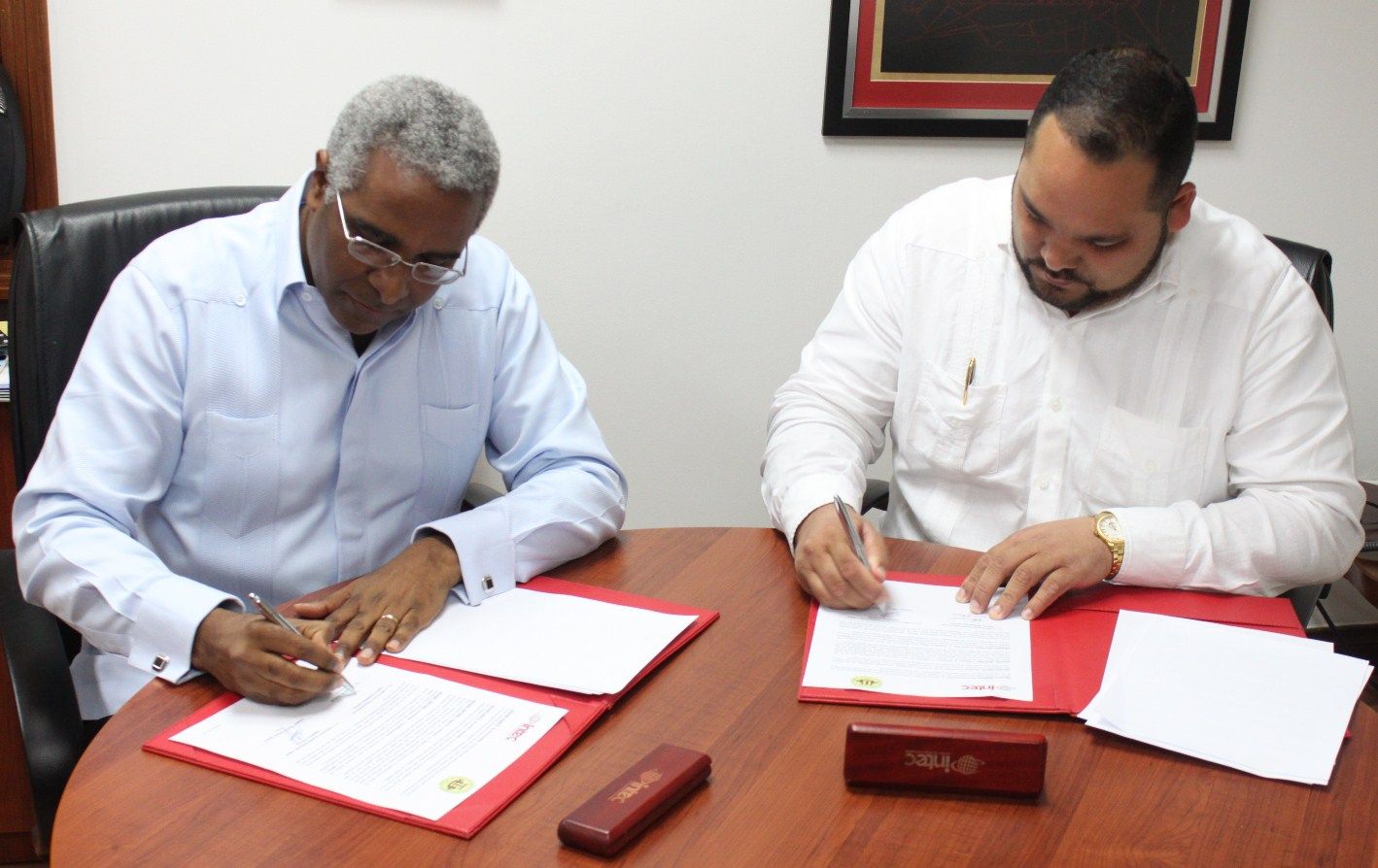 Firma%20acuerdo-18279741 image Firma%20acuerdo-18279741 Instituto Tecnológico de Santo Domingo - INTEC e ITECO suscriben acuerdo marco de colaboración