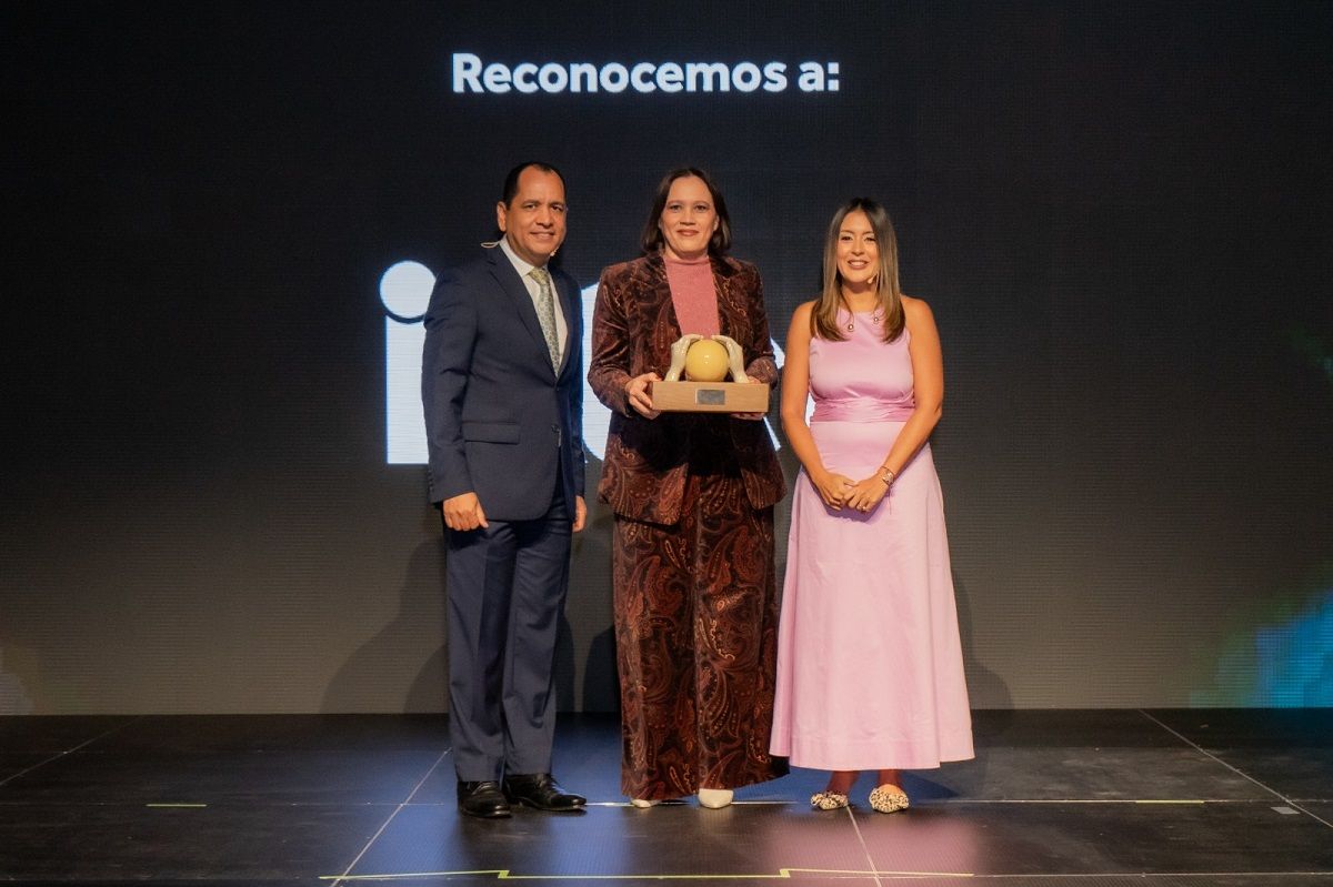 INTEC%20recibe%20The%20Engagement%20Award%20de%20Newlink%20Dominicana-1aea006b image INTEC%20recibe%20The%20Engagement%20Award%20de%20Newlink%20Dominicana-1aea006b Instituto Tecnológico de Santo Domingo - INTEC recibe The Engagement Award de Newlink Dominicana