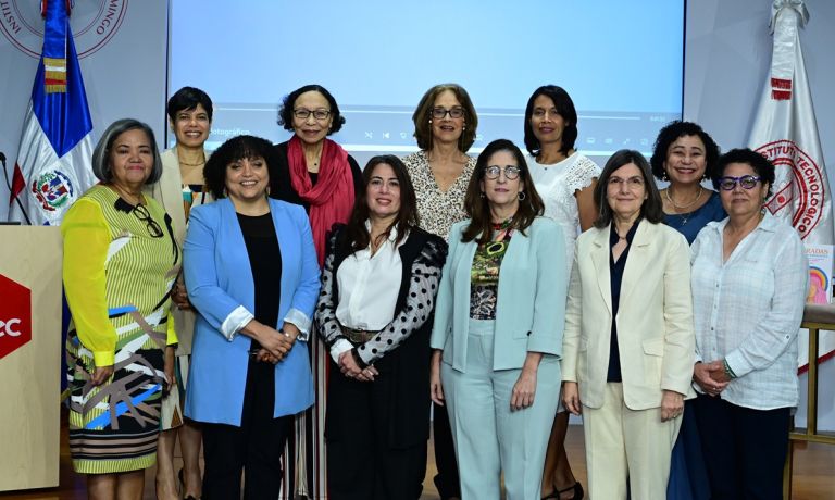 INTEC%20pone%20en%20circulacion%20libro%20Memorias%2035%20anos%20Mucho%20mas%20alla%20de%20lo%20academico-2f10a19b Instituto Tecnol&oacute;gico de Santo Domingo - prensa