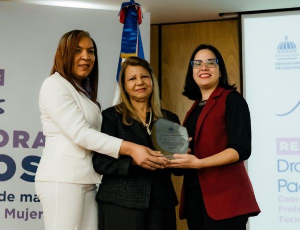 Berenice%20Pacheco-Salazar1-30f94018 Instituto Tecnol&oacute;gico de Santo Domingo - prensa