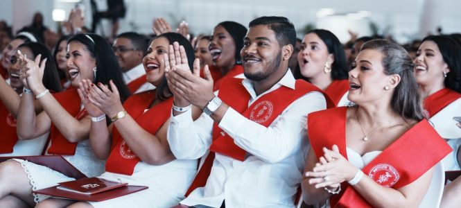 Egresados%20y%20egresadas%20de%20INTEC%20tienen%20mas%20de%20un%2098%20de%20empleabilidad-5427d8c4 Instituto Tecnol&oacute;gico de Santo Domingo - Notas de prensa
